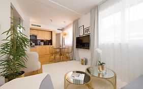 Rafael Kaiser - Premium Apartments City Centre - Contactless Check-In